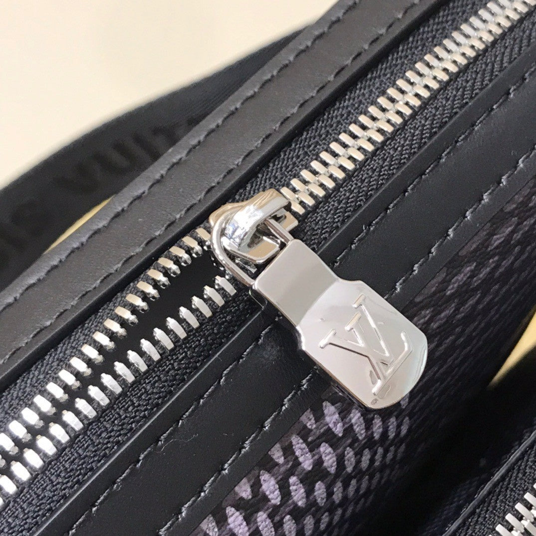 Lv Men Shoulder Bag Trio Graphite Damier