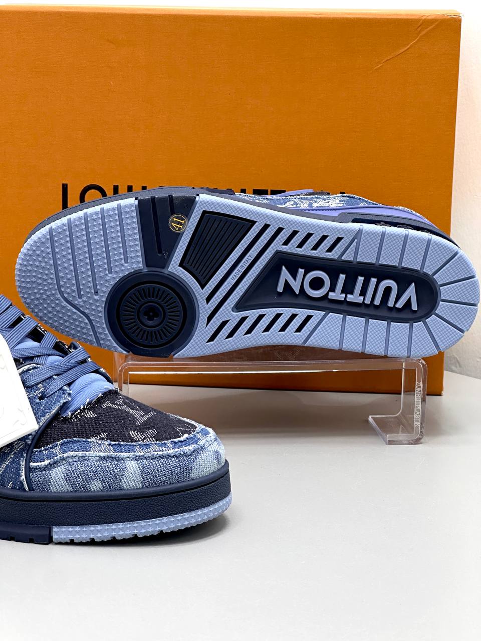 Lv Trainer Sneakers Blue Denim