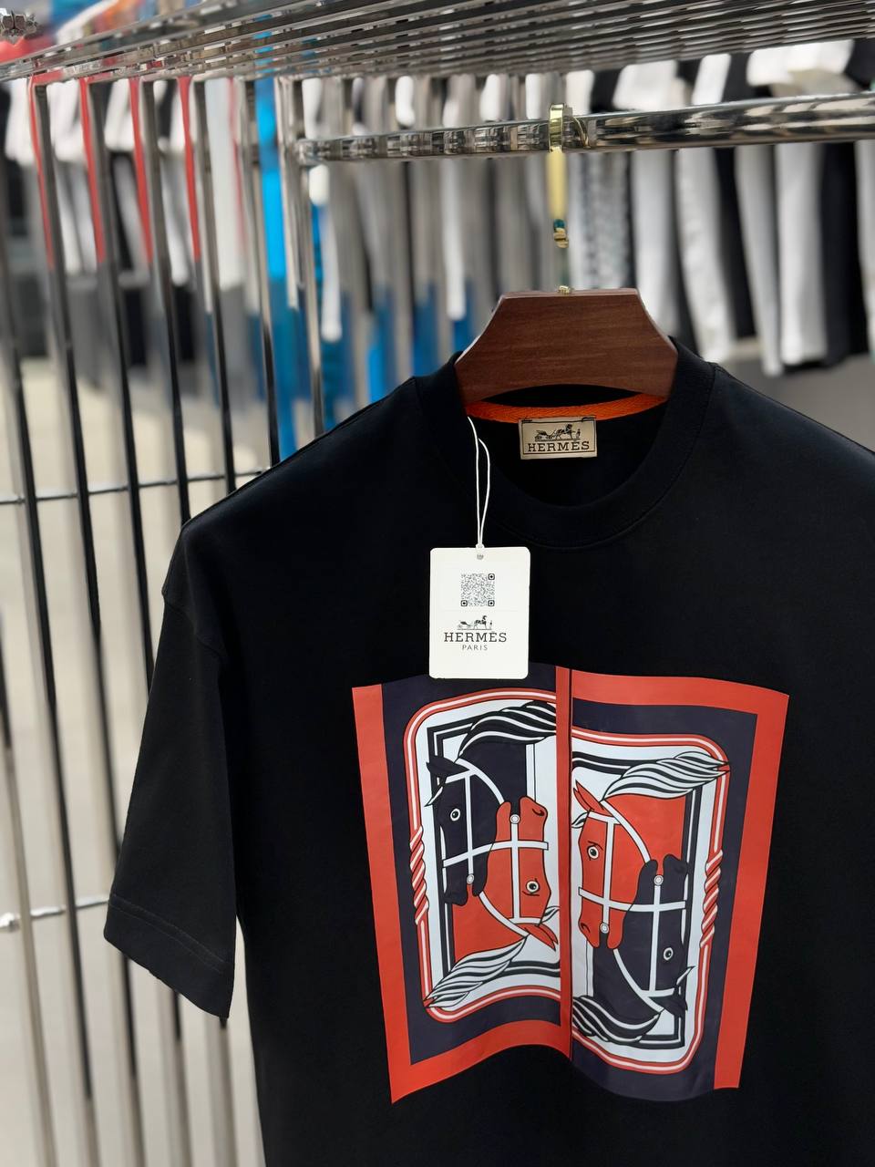 Hermes Black T-shirt