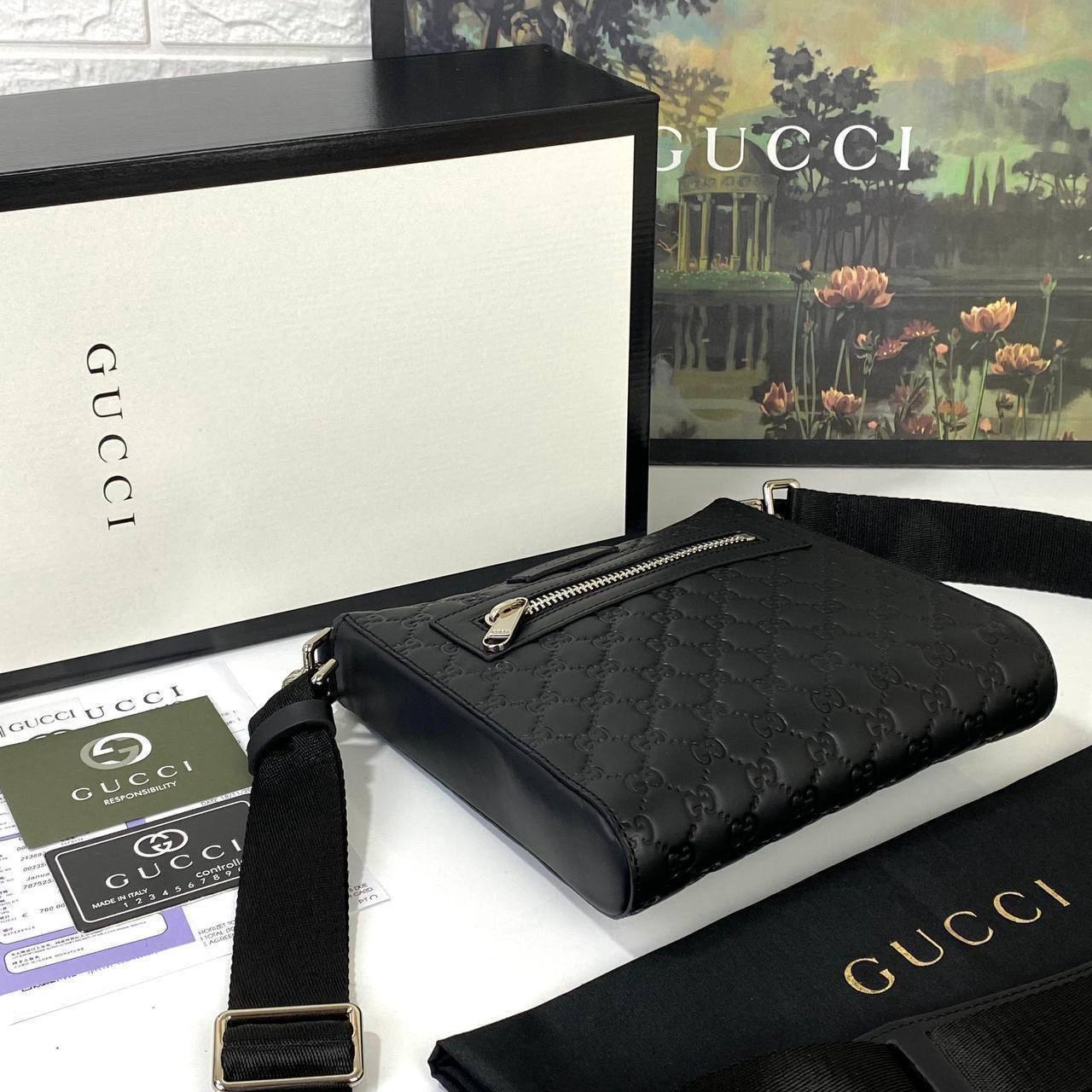Gucci Black Small Messenger Bag Premium