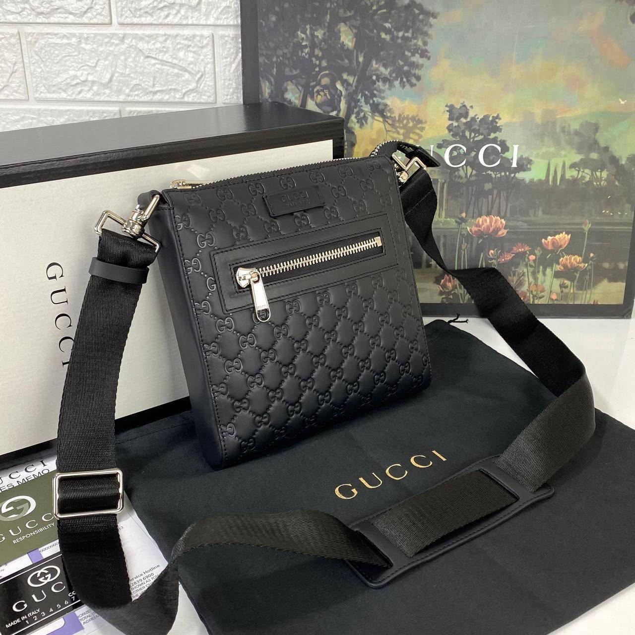 Gucci Black Small Messenger Bag Premium