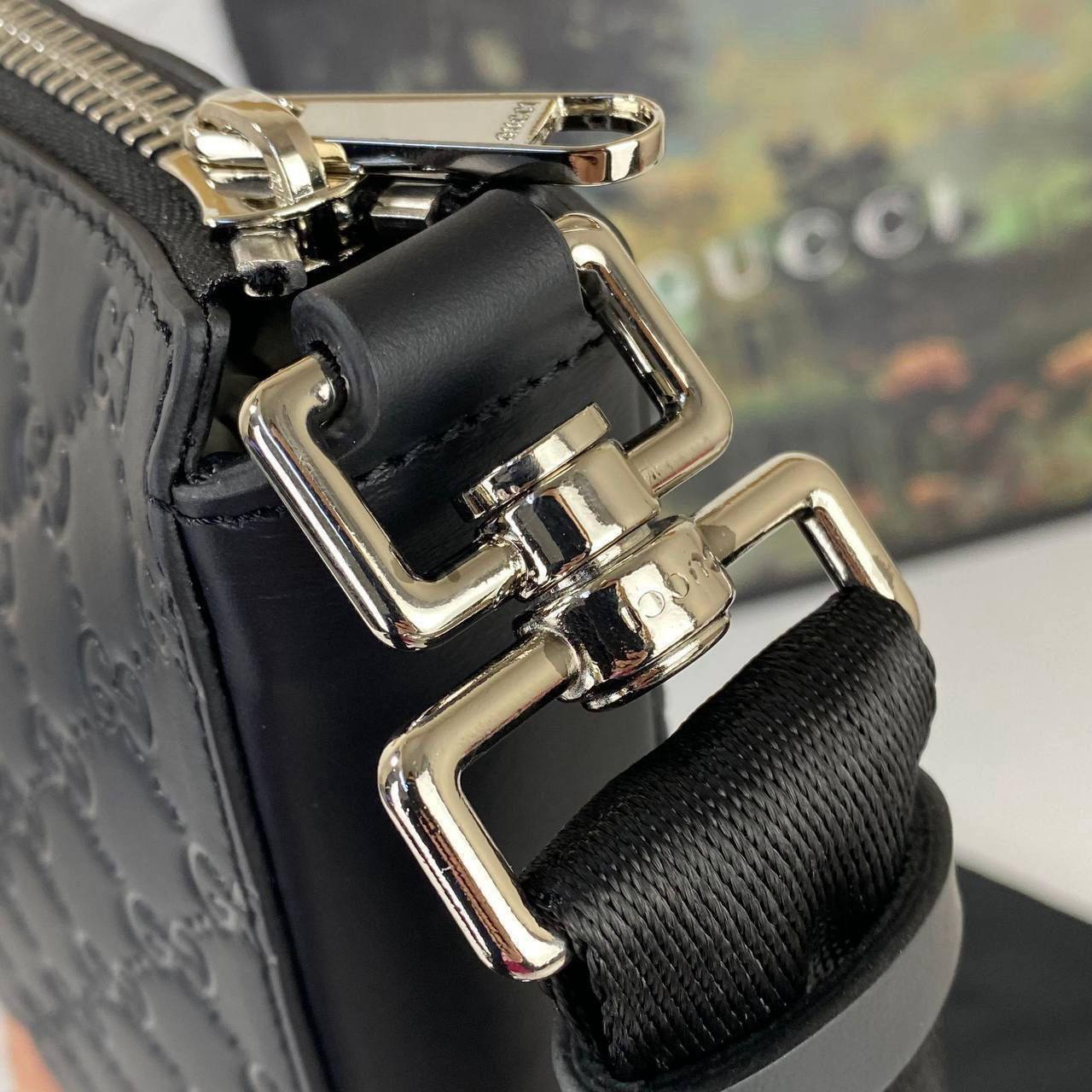 Gucci Black Small Messenger Bag Premium