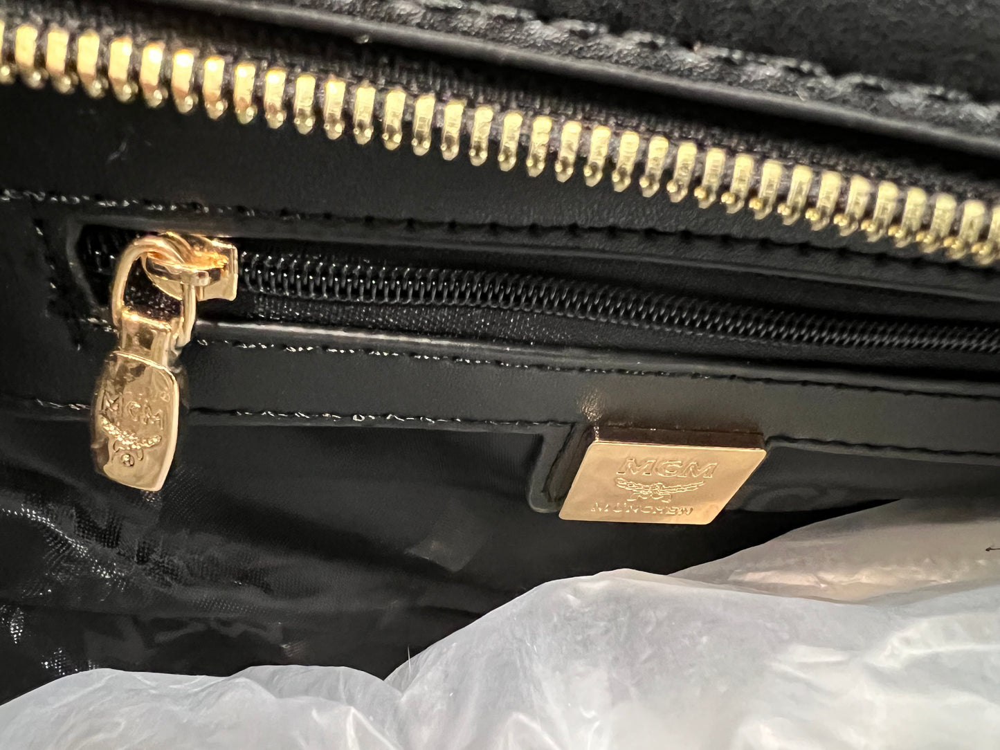 Mcm Set Black