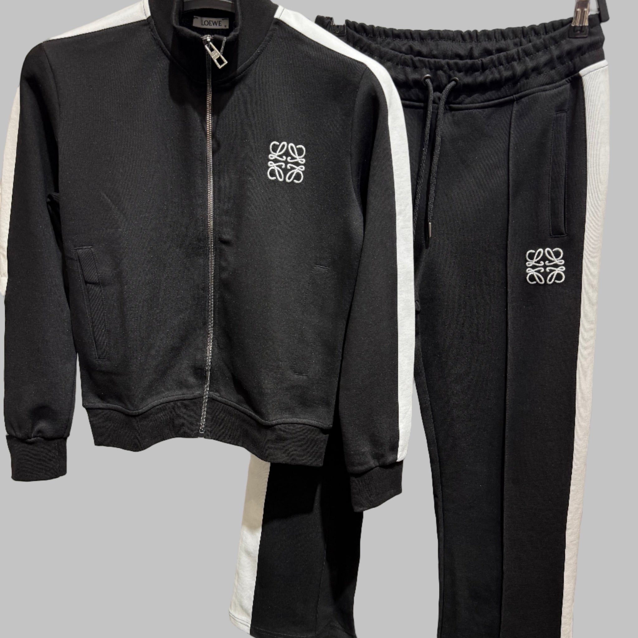 Loewe Black/White Set