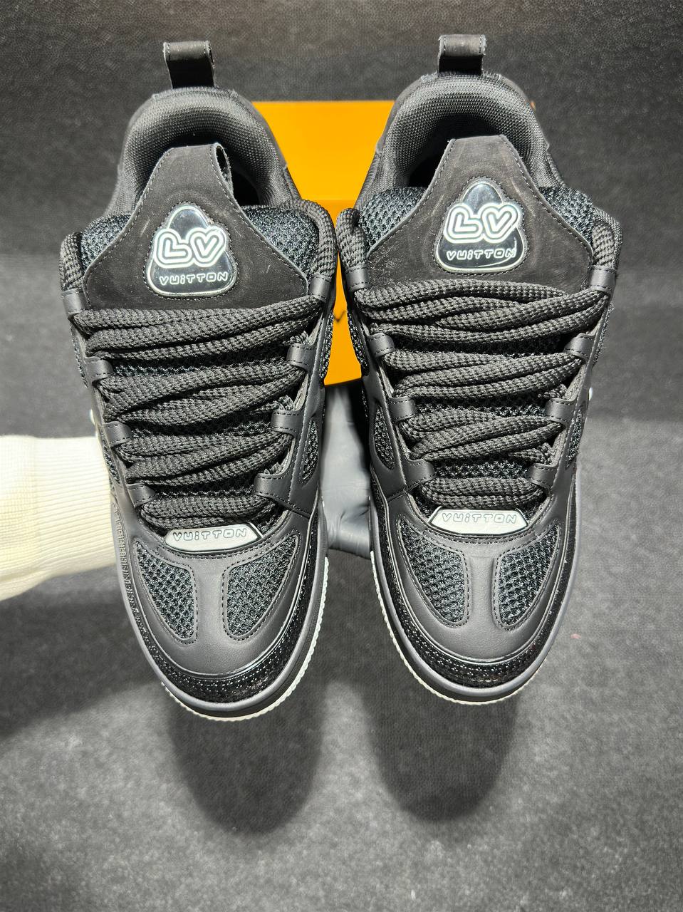 Skate Sneakers Black