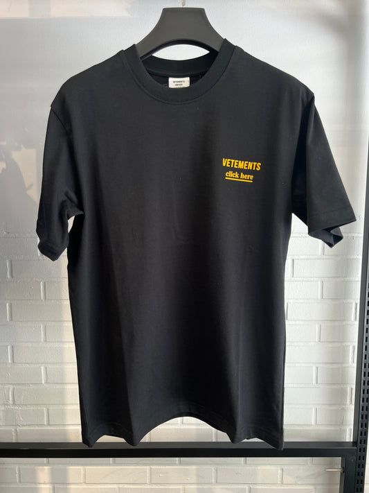 Vetements Click Here Black T-shirt