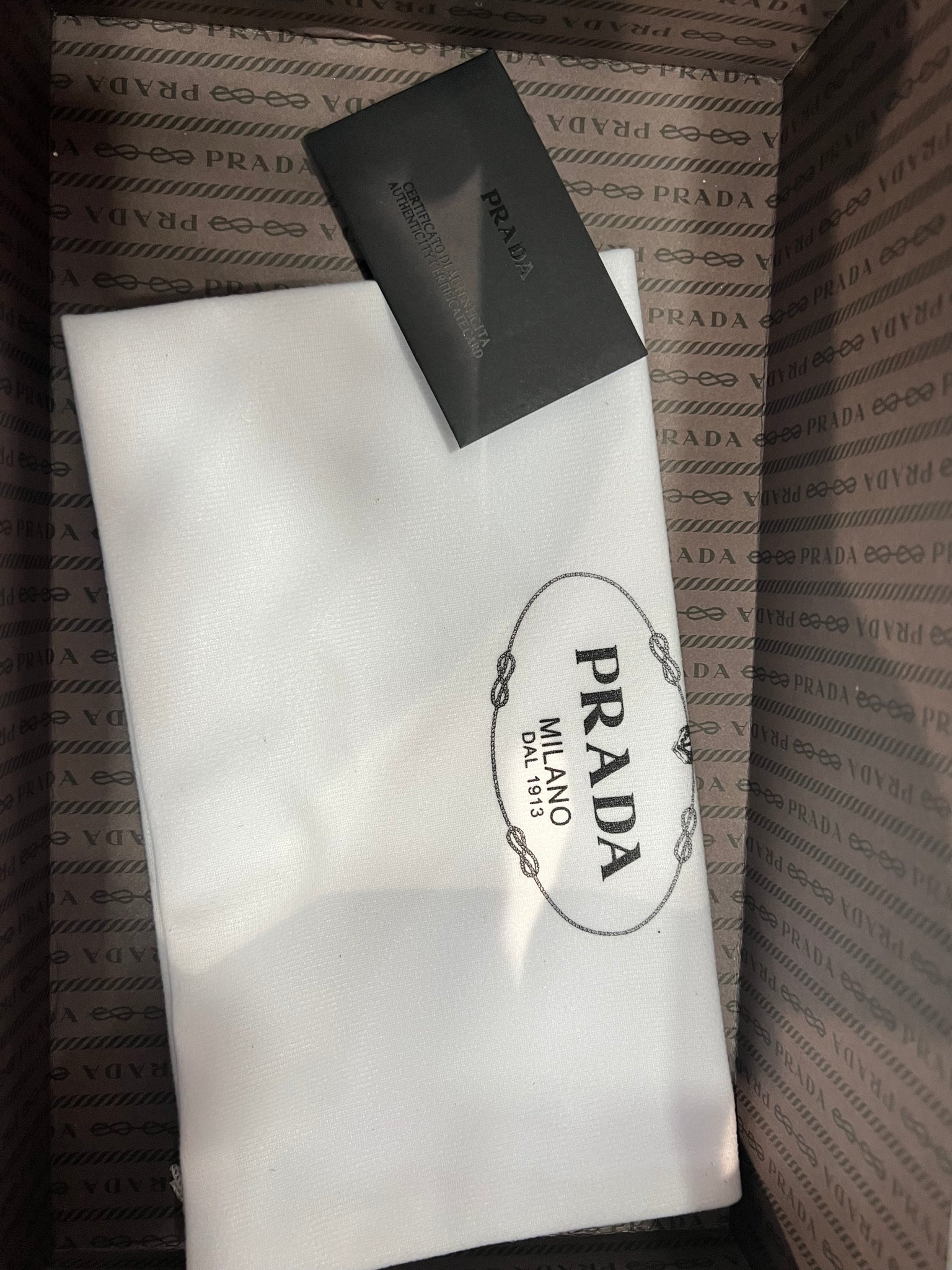 Prada Sneakers White/Black