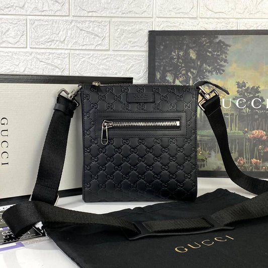 Gucci Black Small Messenger Bag Premium