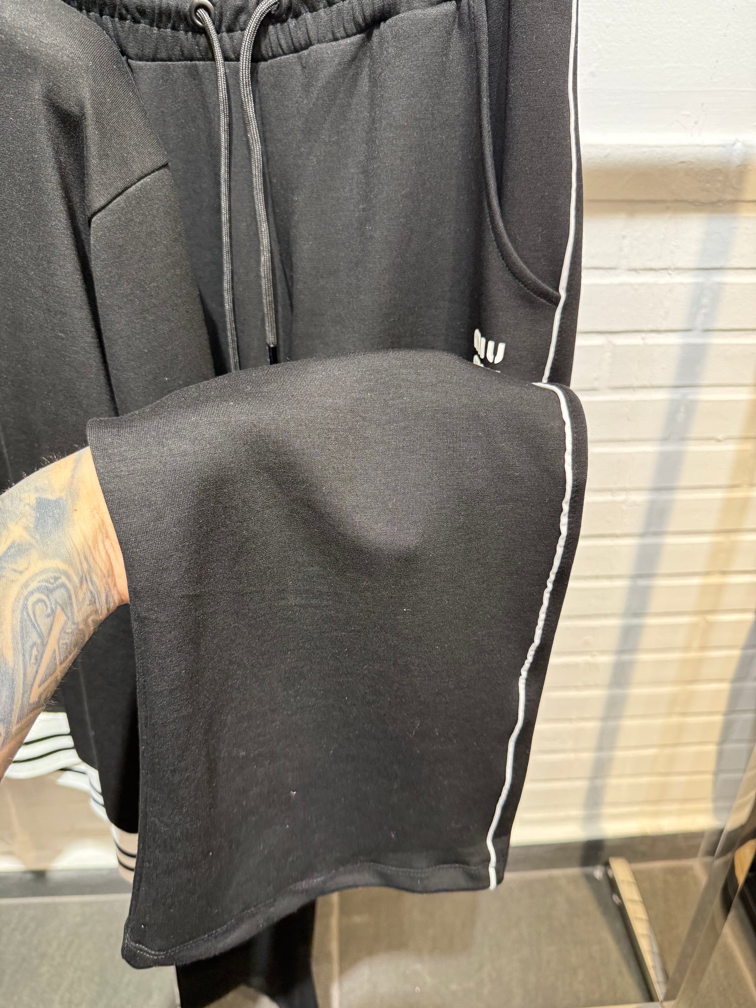 Miu Miu Black/White Set