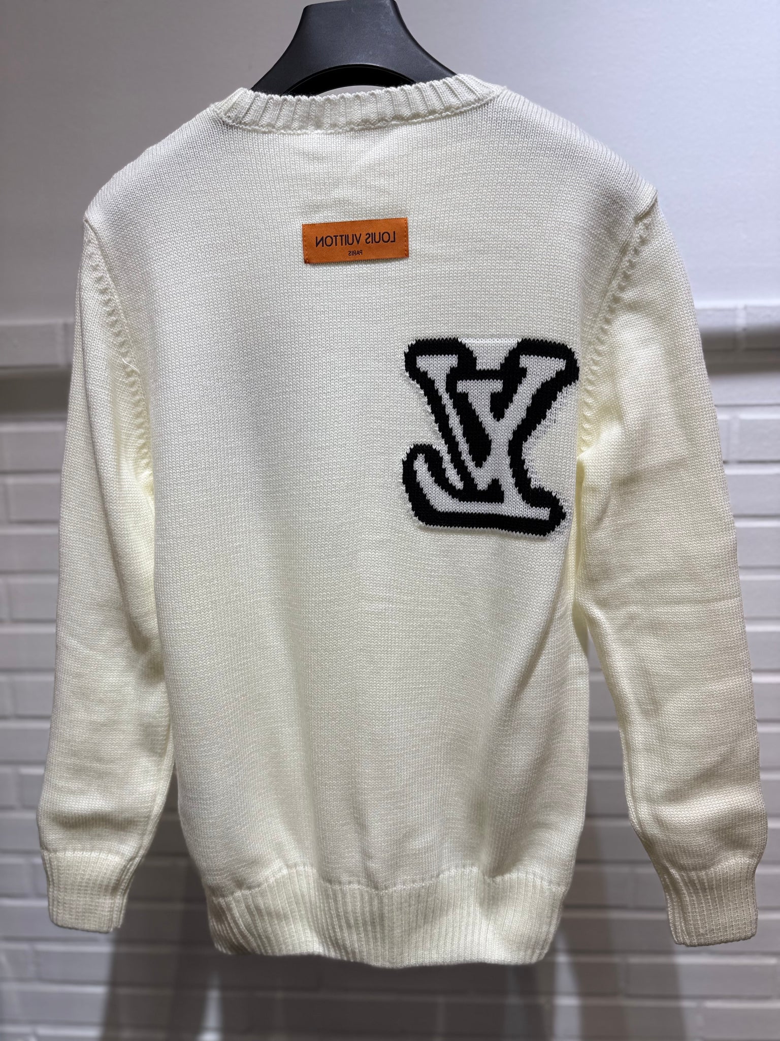 Lv White Knitwear