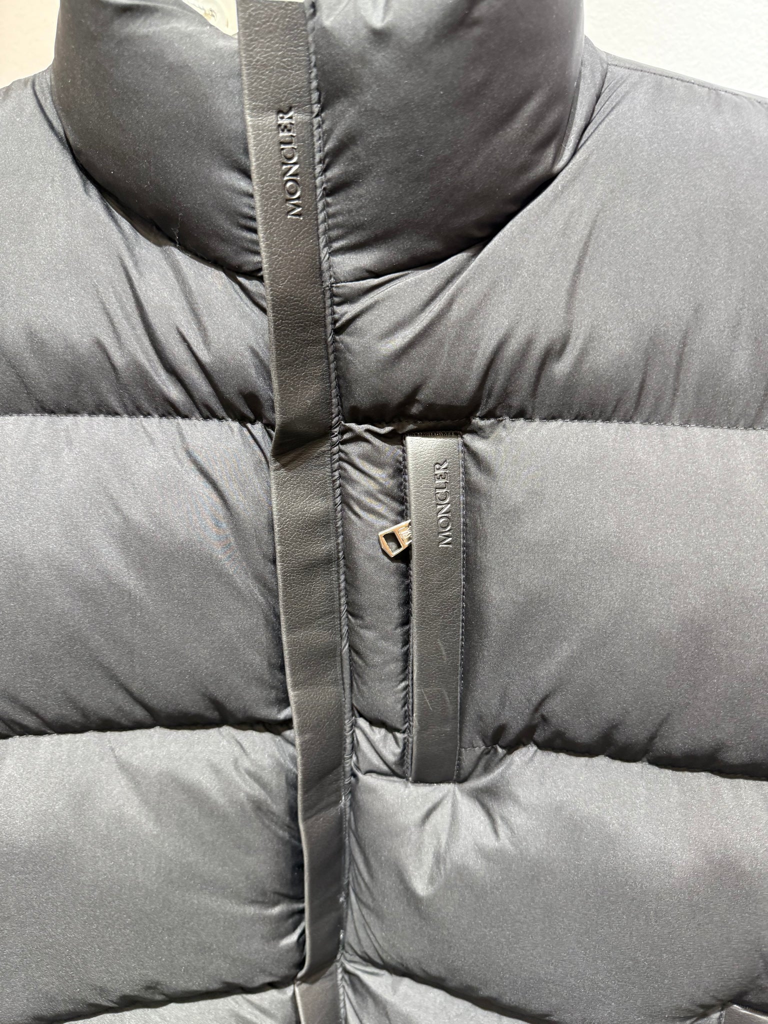 Moncler Besbre Black Puffer