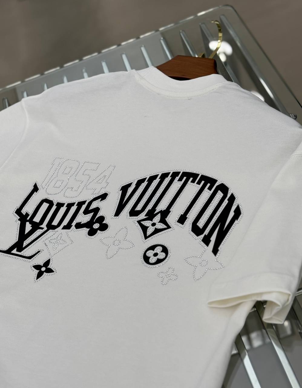 Lv White T-shirt Sku-1